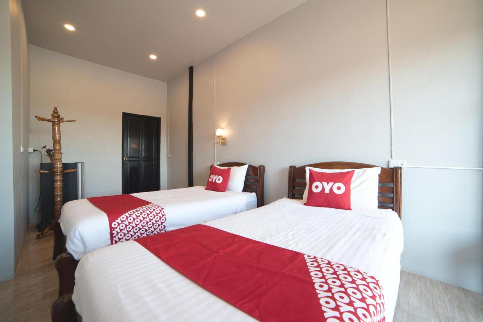 Oyo 465 Krung Kao Traveller Lodge Ayutthaya Exteriér fotografie